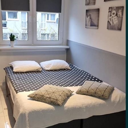 Apartament NightHost Robotnicza 32 pok 248 Wrocław Zewnętrze zdjęcie